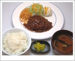 ハンバーグ定食